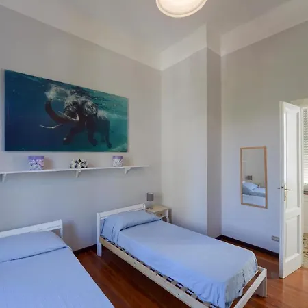 Hébergement de vacances Your Dream On Maggiore: Historic House E Private Jacuzzi *