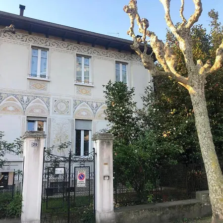 Your Dream On Maggiore: Historic House E Private Jacuzzi