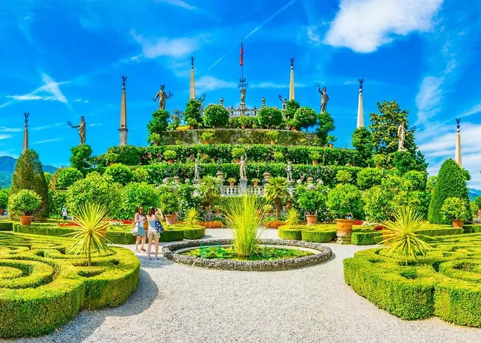 Your Dream On Maggiore: Historic House E Private Jacuzzi Holiday home Stresa