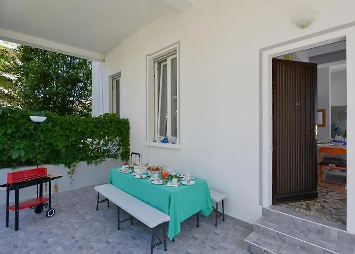 Your Dream On Maggiore: Historic House E Private Jacuzzi Holiday home Stresa